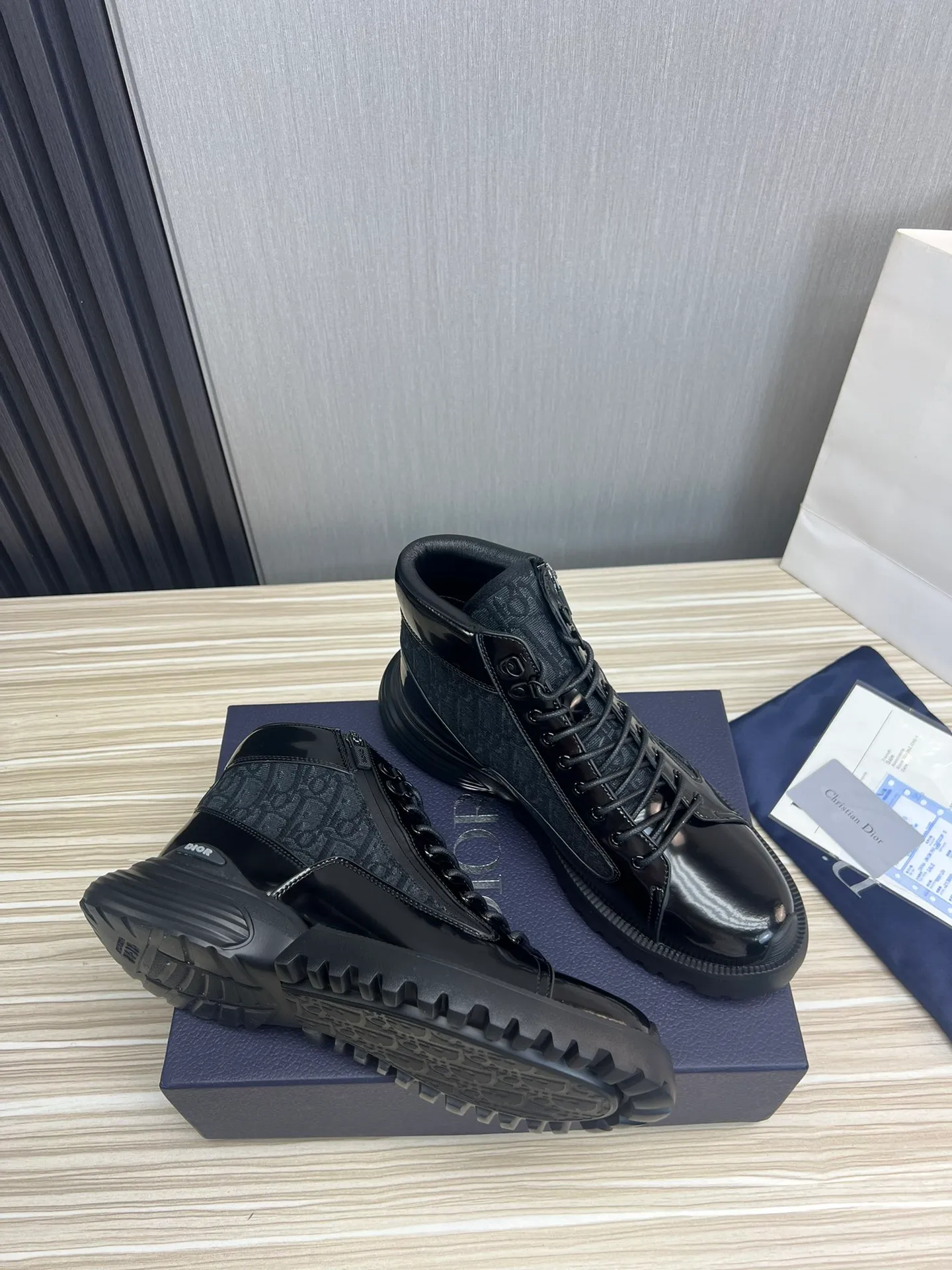 Men's men's shoes💰640💰 Dior men's business casual leather shoes👞all made of imported original brand leather, just to create a more comfortable wearing experience, upper: original cowhide splicing➕imported sheepskin lining, original non-slip and wear-resistant rubber outsole✔️36-45 (45 non-returnable)